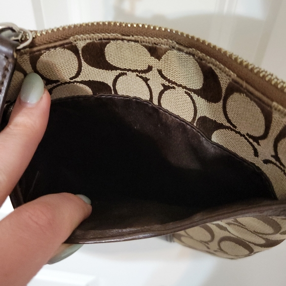 Coach Crossbody Purse - Picture 3 of 6